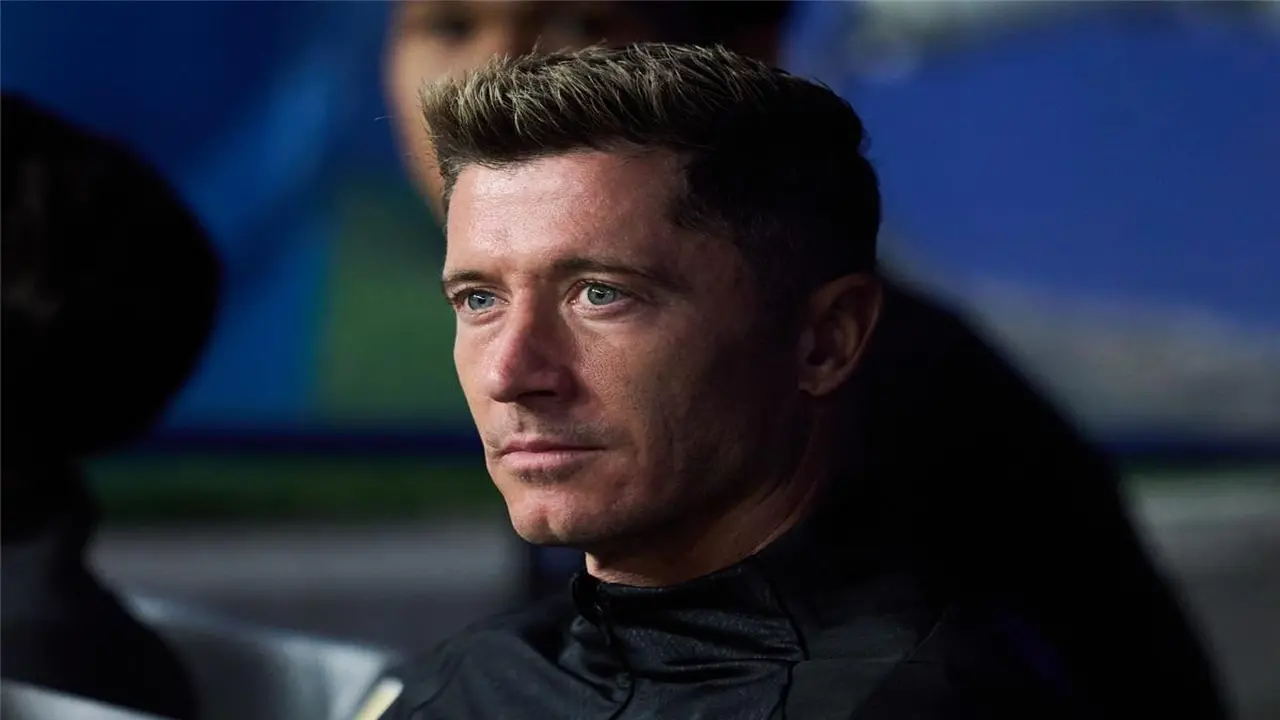 موندو تكشف تطورات تعاقد برشلونة مع خليفة ليفاندوفسكي لـ2026